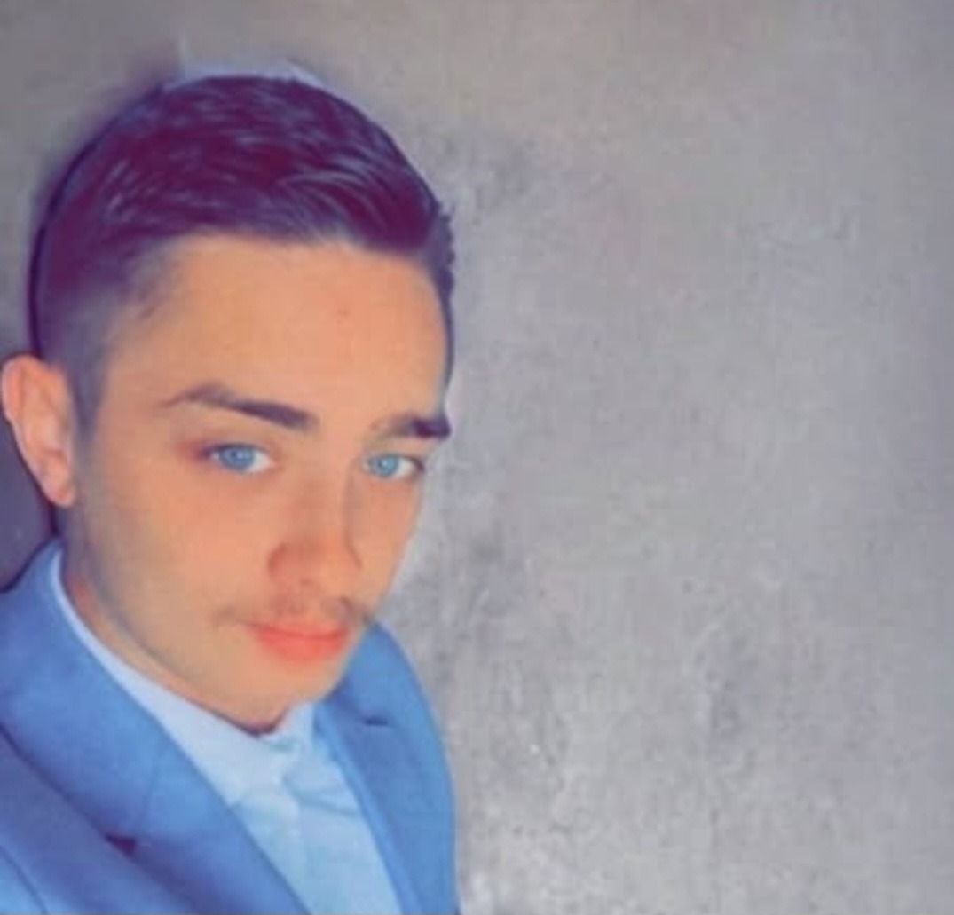 Joni - Dalhem - Liège | Rencontre gay
